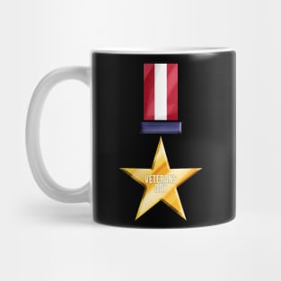 Golden Medal Of Honor For Veterans Day Mug